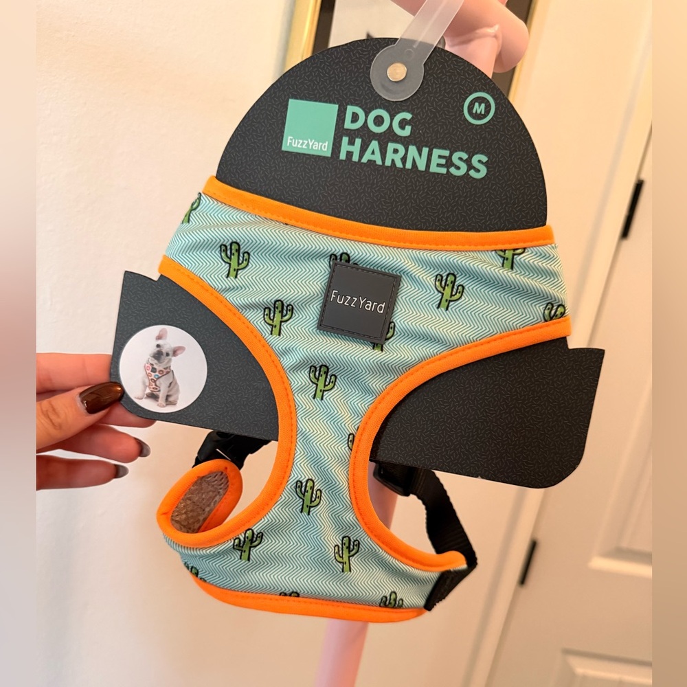 FUZZYARD DOG HARNESS- NWOT